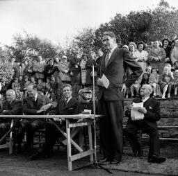 Lord Snowdon at Llanbedr thumbnail