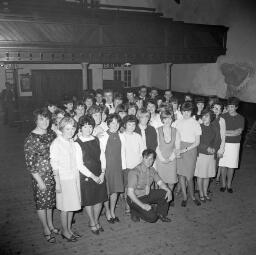 Etchells - Lol passport - Llan Dance - Bryn Blodau single - Sep-66 thumbnail